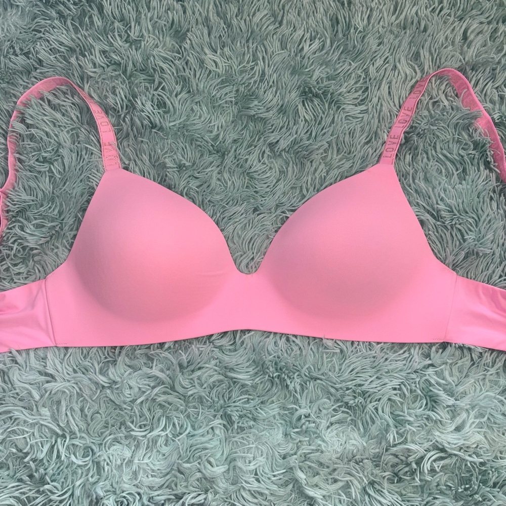 Victoria's Secret Light Pink Bra